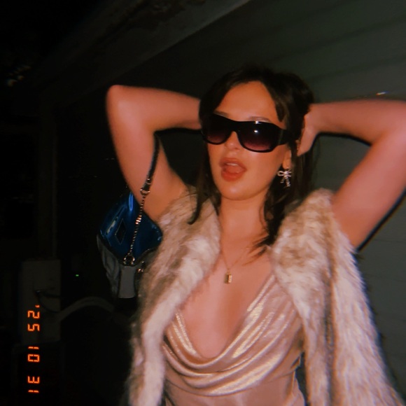 Meet your Posher, Ru - Picture 1 of 1